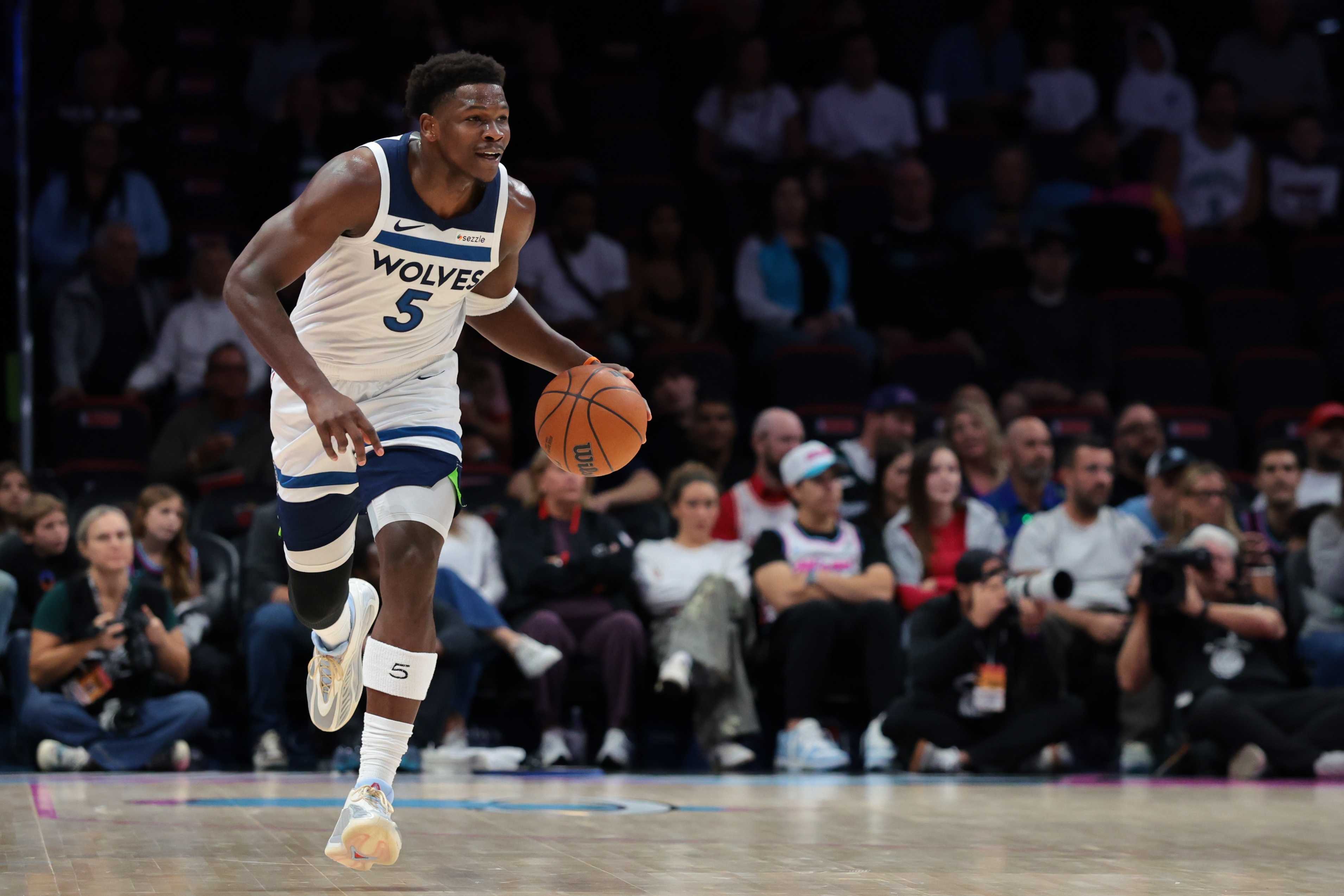 欧冠淘汰赛赛程-25岁前砍40+分卫榜：乔丹52次第一 华子28次第二 科比27次第三