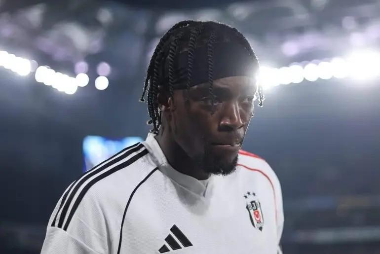 欧冠晋级规则-DO：亚伯拉罕正在前往英格兰以完成加盟维拉的转会